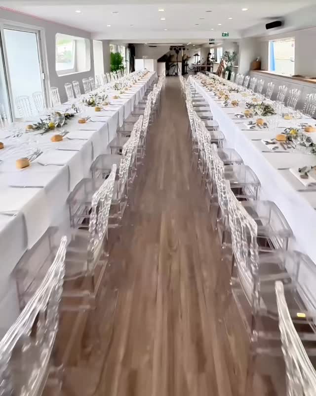 Cet automne sera gourmand !

Nos équipes s’affairent en cuisine pour vous surprendre. Imaginez le croquant d’une garniture, le fondant d’une nouvelle texture, l’explosion d’une alliance sucrée-salée inédite...

Le meilleur est toujours à venir. Préparez vos papilles ! 🍤🥂🍰

#DolceEtDelices #TraiteurDeLuxe #FingerFood #Gastronomie #Nouveautés #Luxe